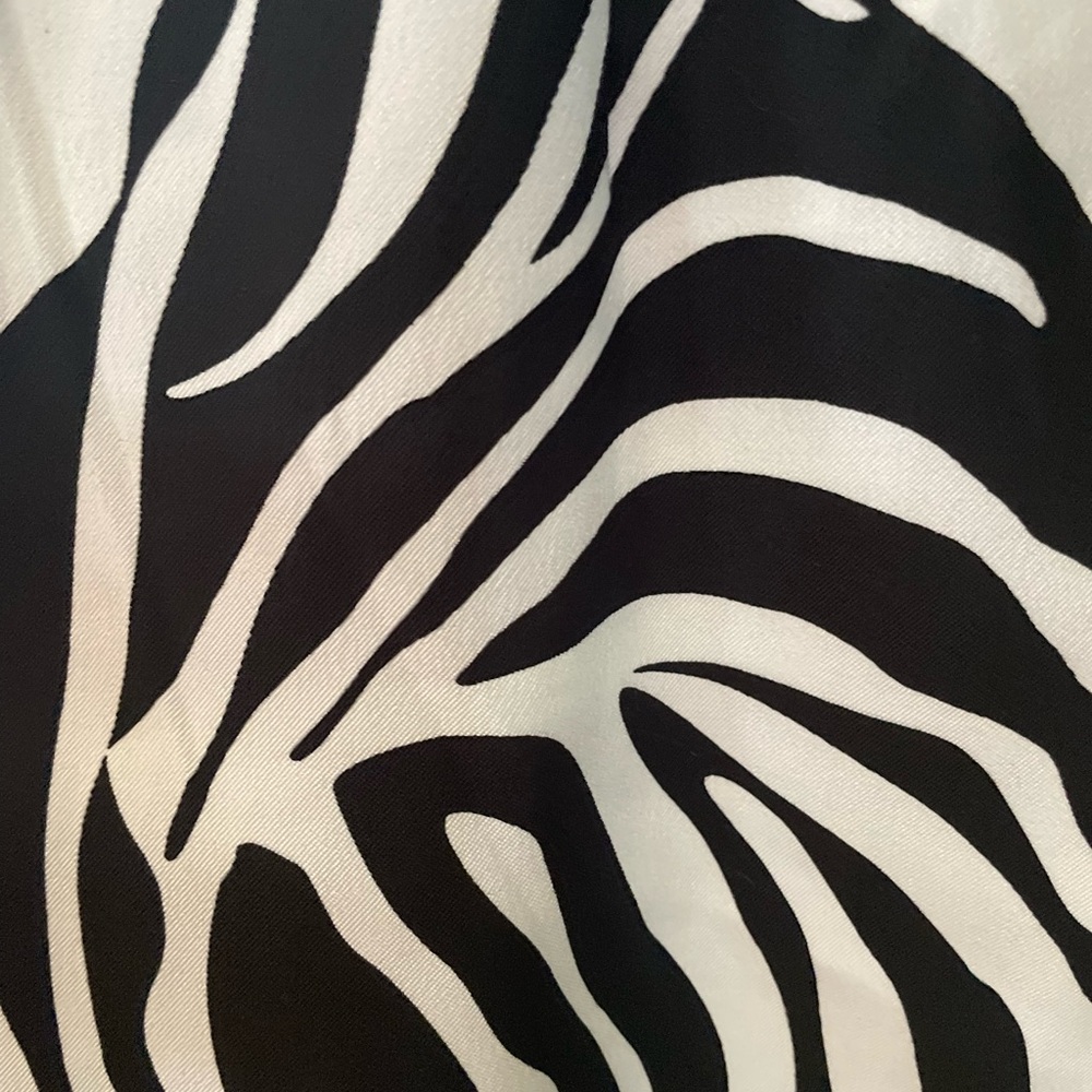 AGB Dress. Sleeveless Women-Size 14 zebra print, midi dress A 3 - Picture 2 of 5
